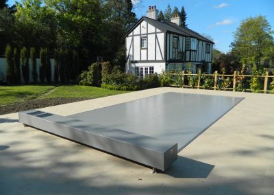 Coverseal remote control solar-powered pool cover